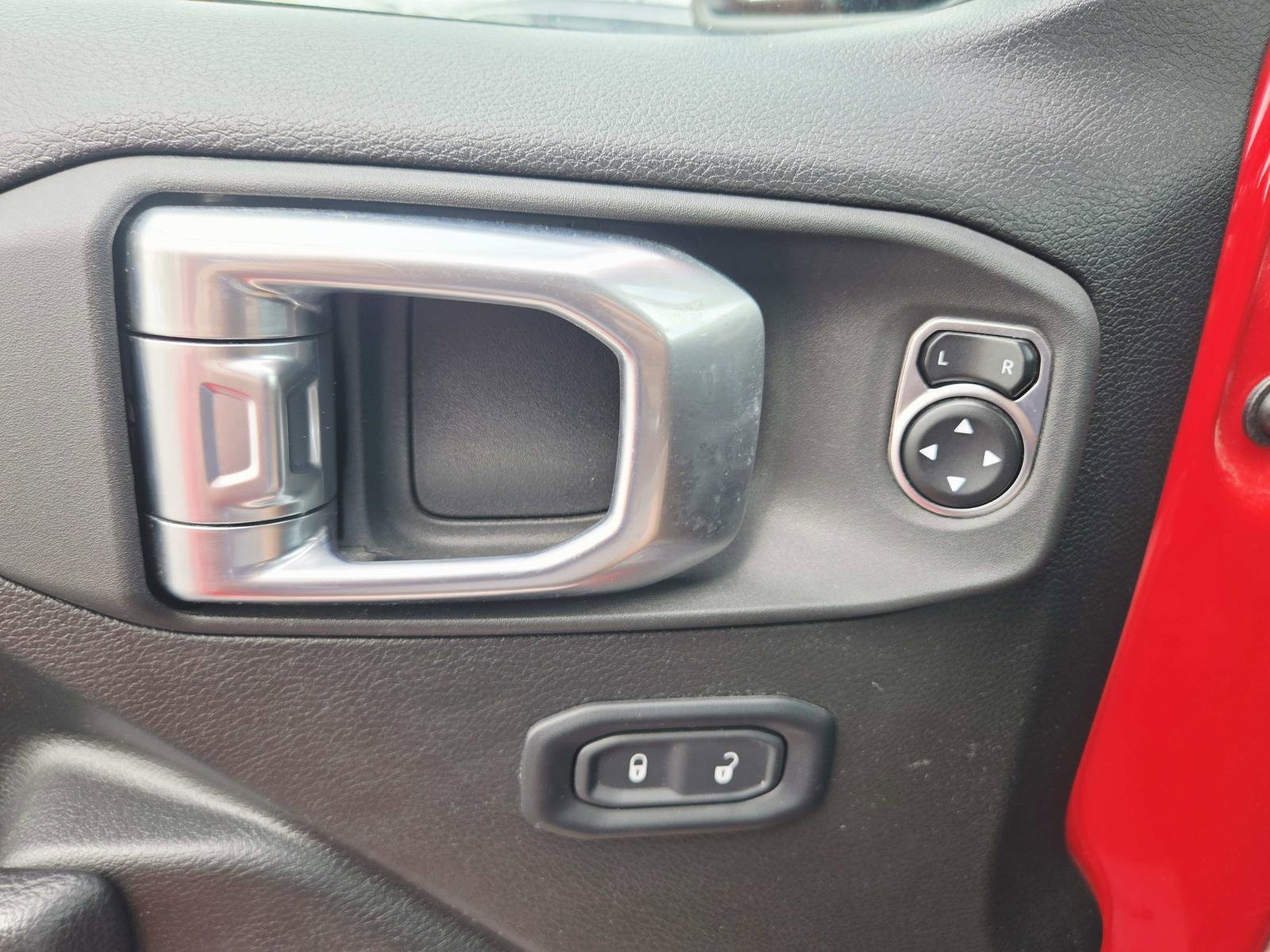 Used 2024 Jeep Gladiator Sport image 40