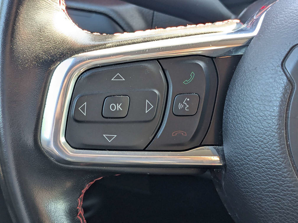 Used 2022 Jeep Wrangler Unlimited Rubicon w/ LED Lighting Group AWD/4WD image 26