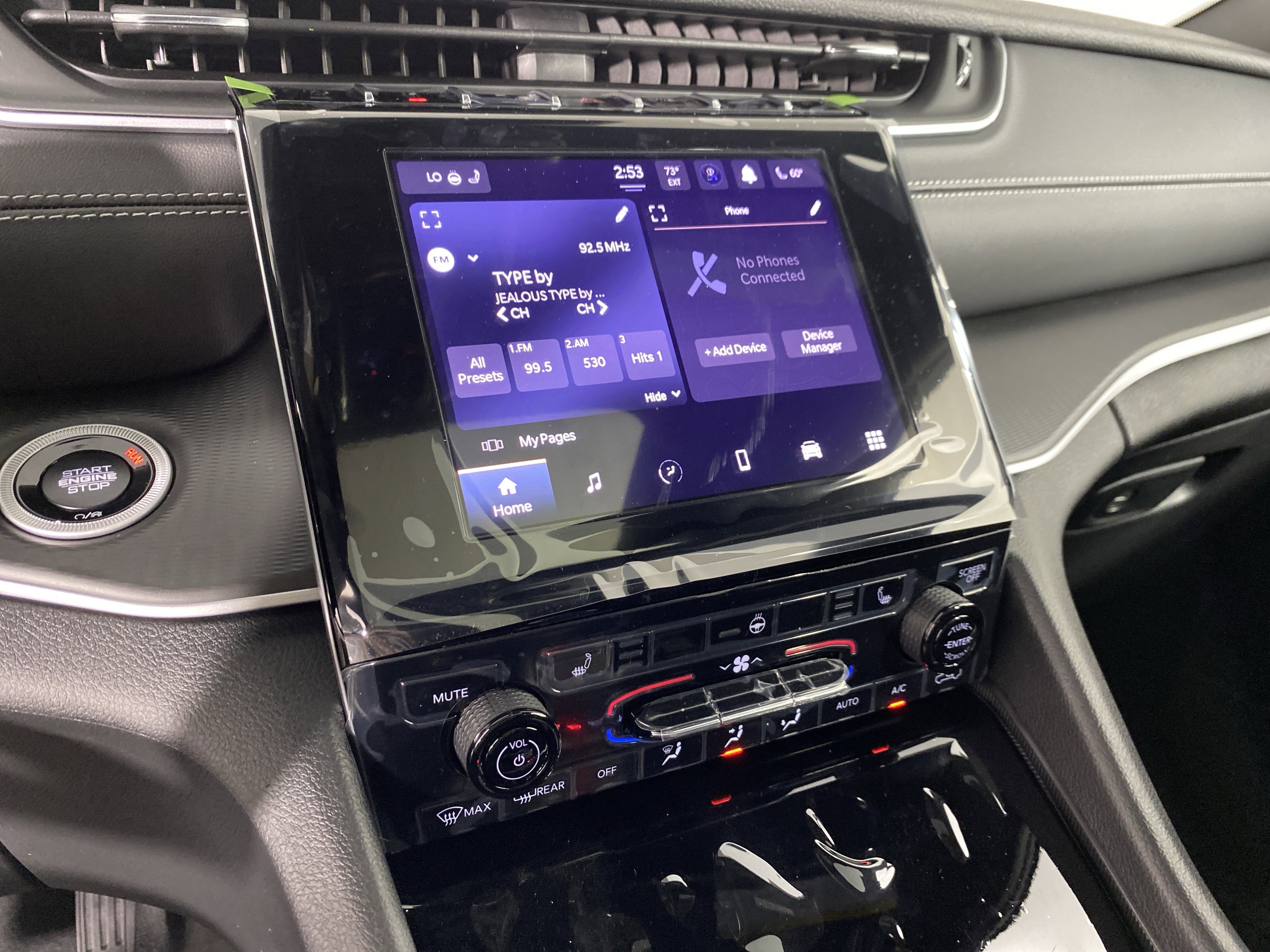 New 2025 Jeep Grand Cherokee L Altitude image 27