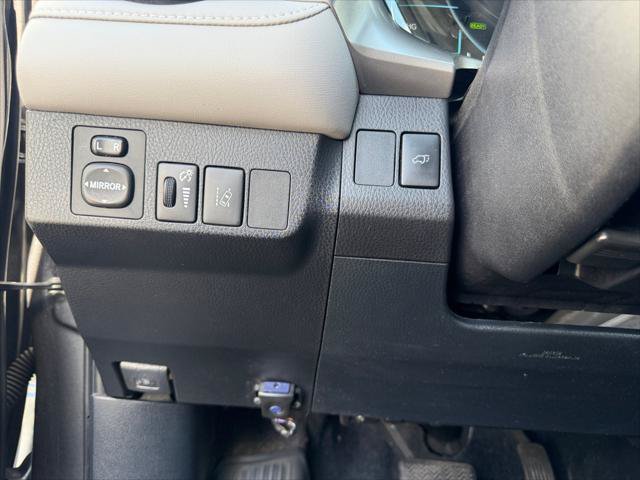 Certified 2018 Toyota RAV4 Limited w/ Advanced Technology Package AWD/4WD image 19