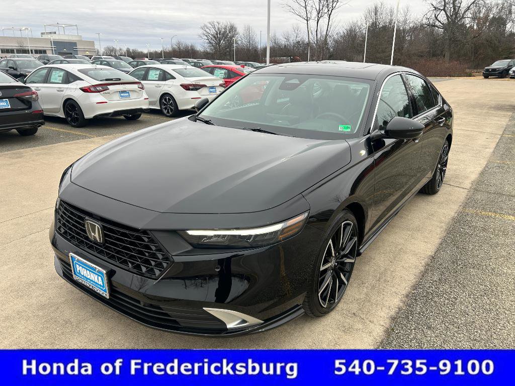 Certified 2025 Honda Accord Touring image 2