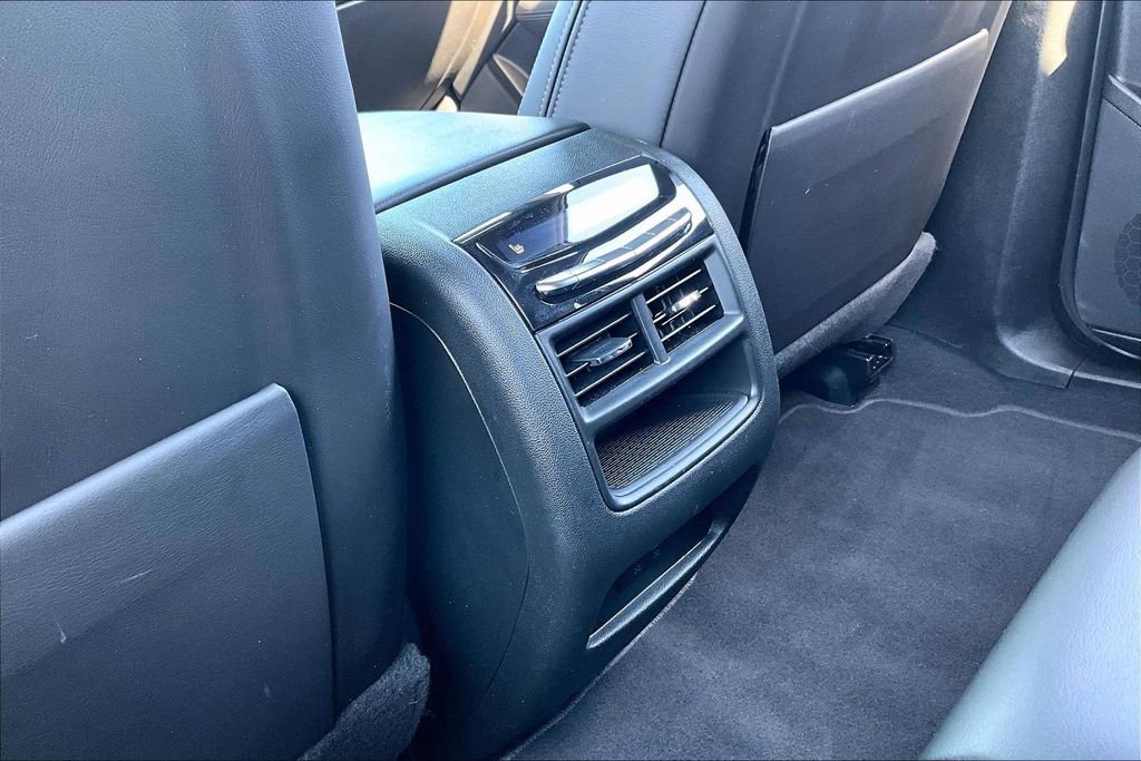 Certified 2025 Cadillac XT5 Premium Luxury image 24