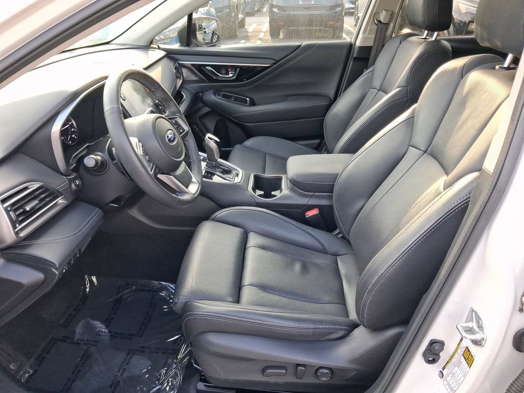 Used 2023 Subaru Outback Limited AWD/4WD image 14