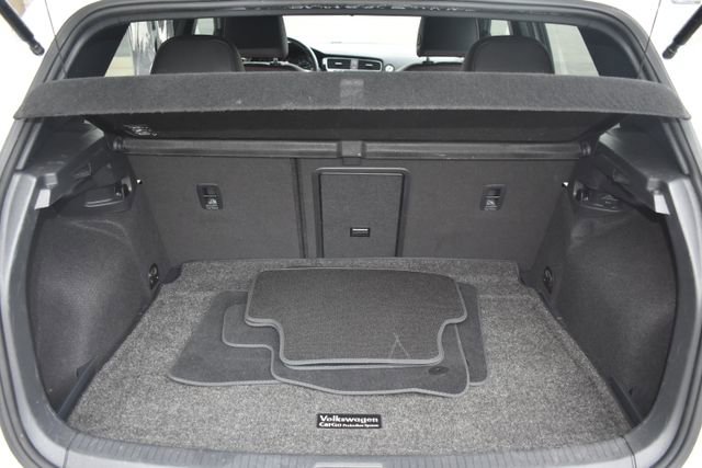 Used 2018 Volkswagen GTI SE w/ SE Leather Package image 36