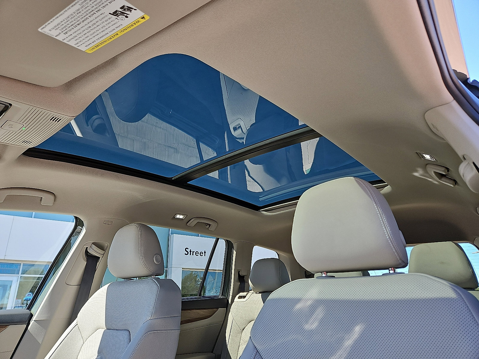 New 2026 Volkswagen Atlas SE image 13