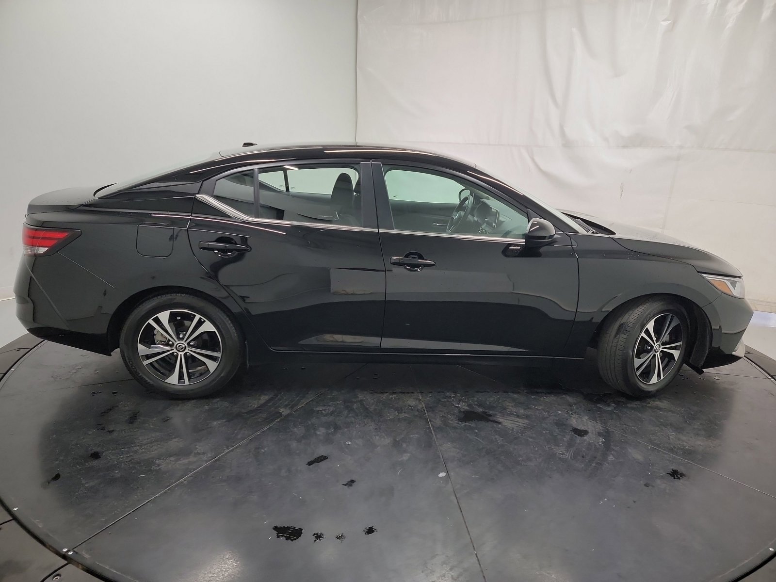 Used 2022 Nissan Sentra SV w/ All-Weather Package image 11