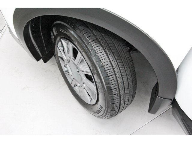 Used 2026 Nissan Kicks S w/ Charging Package FWD image 7
