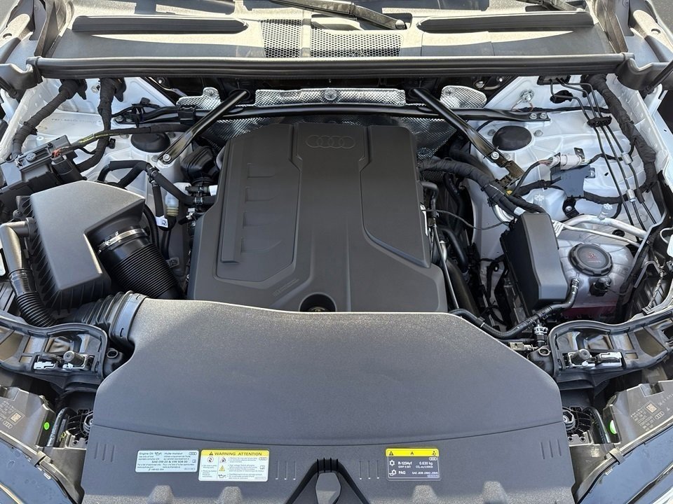 Certified 2025 Audi Q5 2.0T Premium Plus w/ Premium Plus image 9