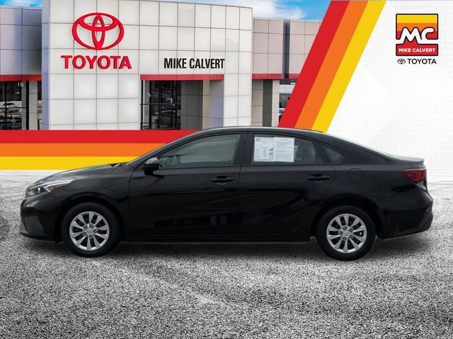 Used 2024 Kia Forte LX FWD image 2