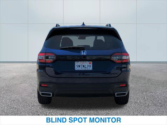 Certified 2025 Honda Pilot Sport image 8