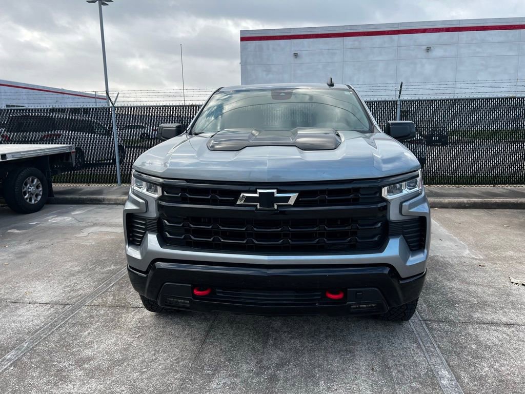 Used 2023 Chevrolet Silverado 1500 LT Trail Boss image 2