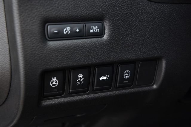 Used 2023 Nissan Murano SL w/ Cargo Package AWD/4WD image 12