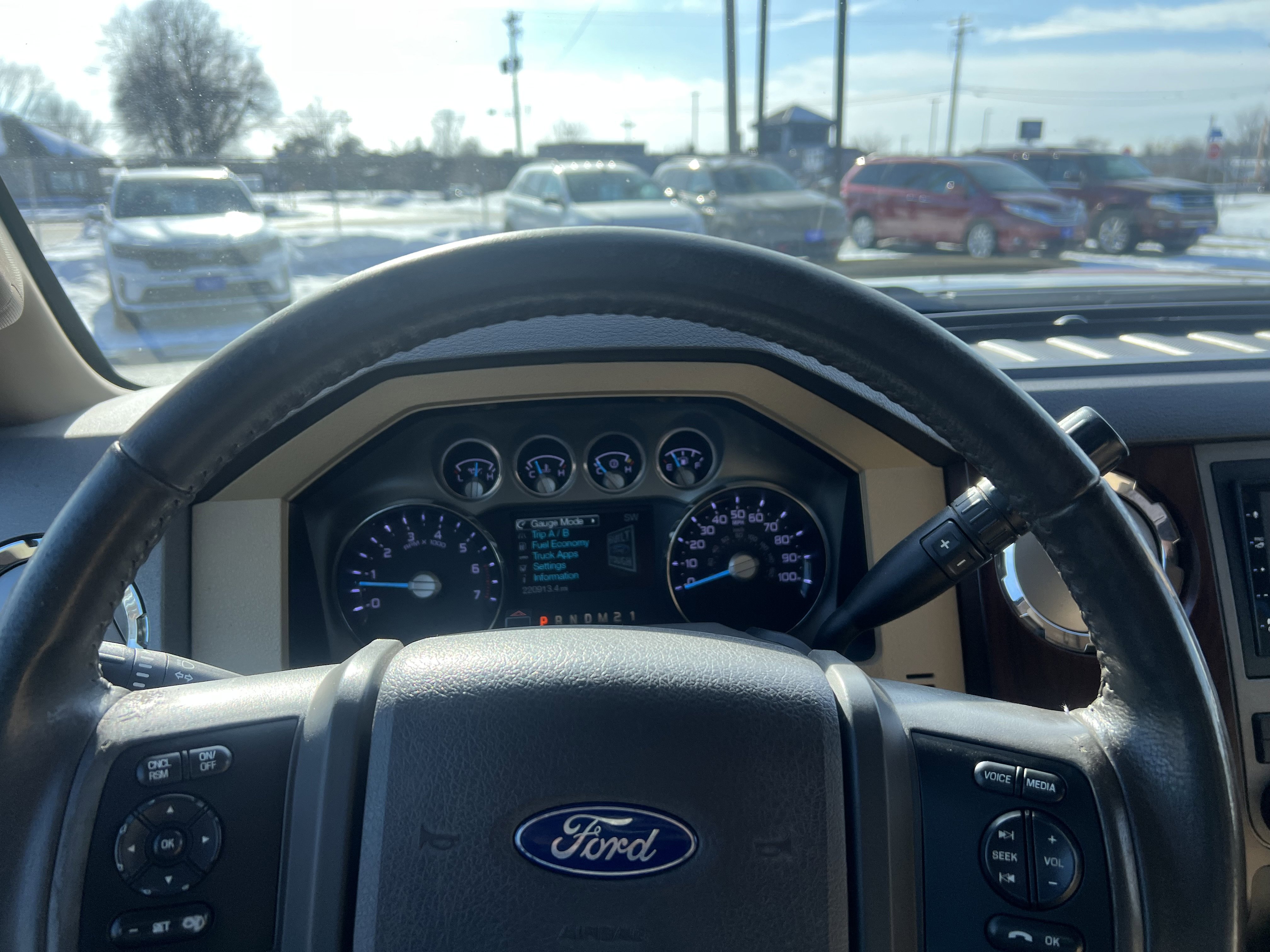 Used 2011 Ford F250 Lariat w/ Lariat Interior Pkg image 20