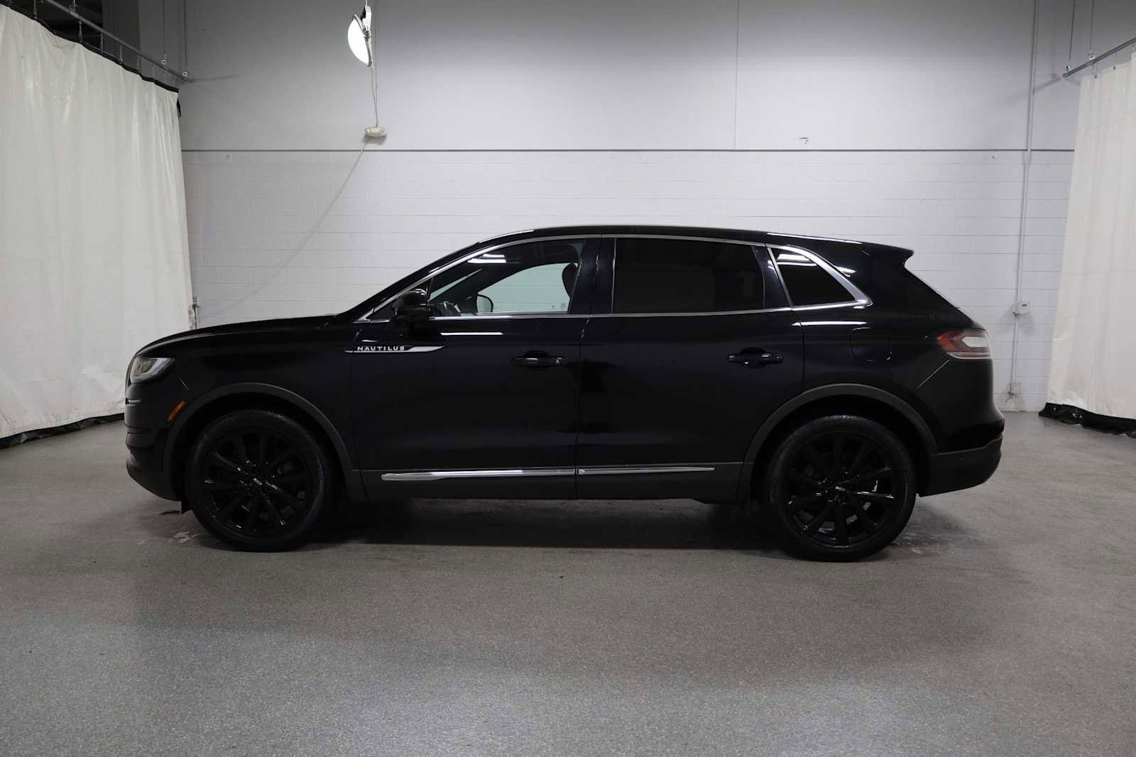 Used 2022 Lincoln Nautilus Reserve w/ Ultimate Package AWD/4WD video 2