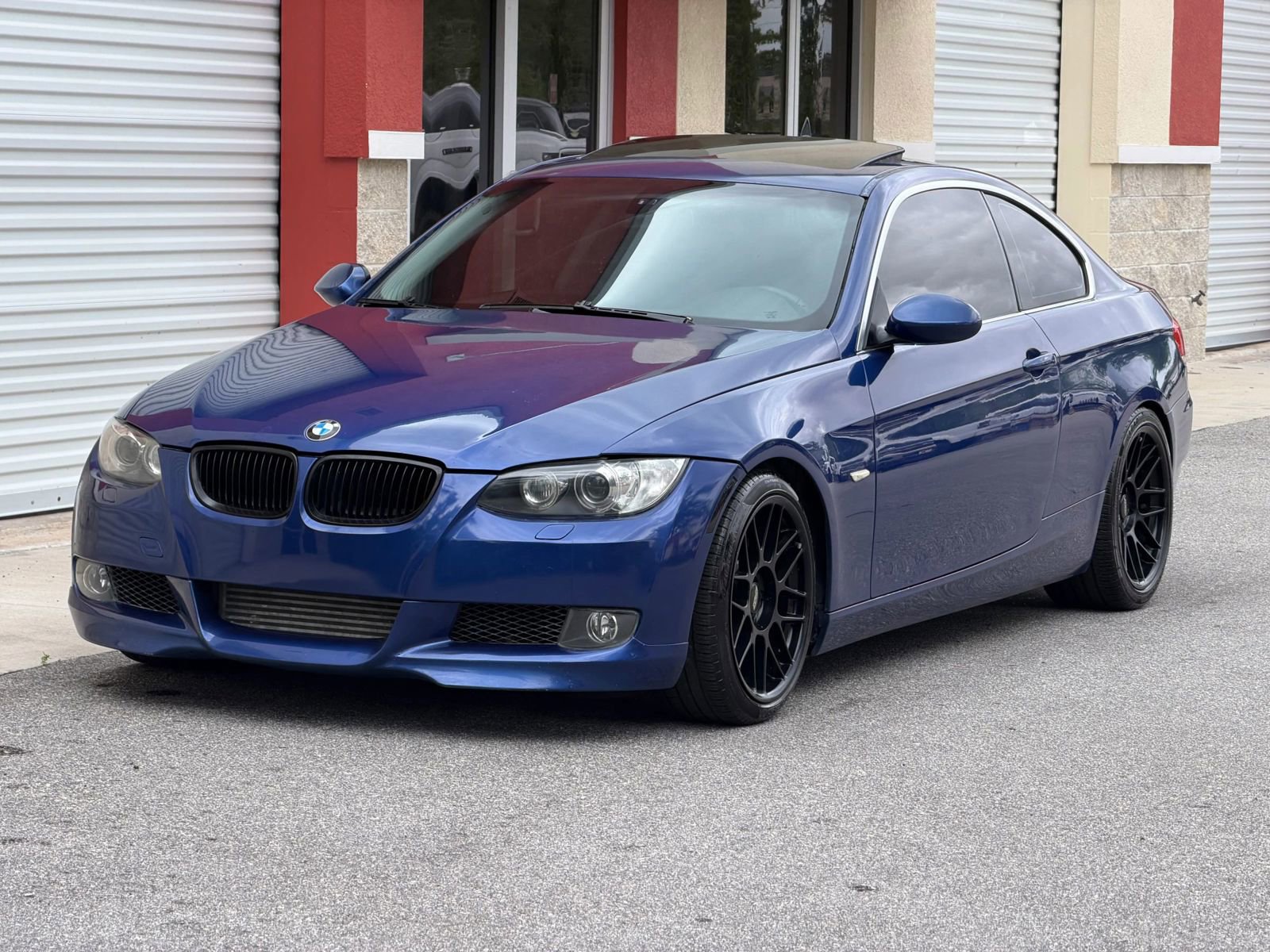 Used 2007 BMW 335i Coupe image 12
