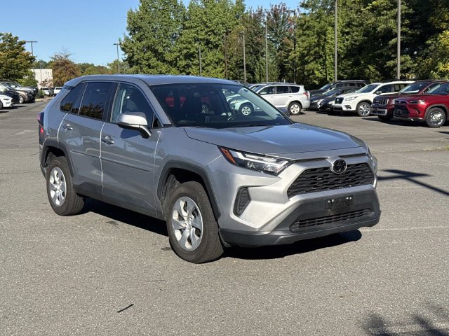 Used 2024 Toyota RAV4 LE AWD/4WD image 1