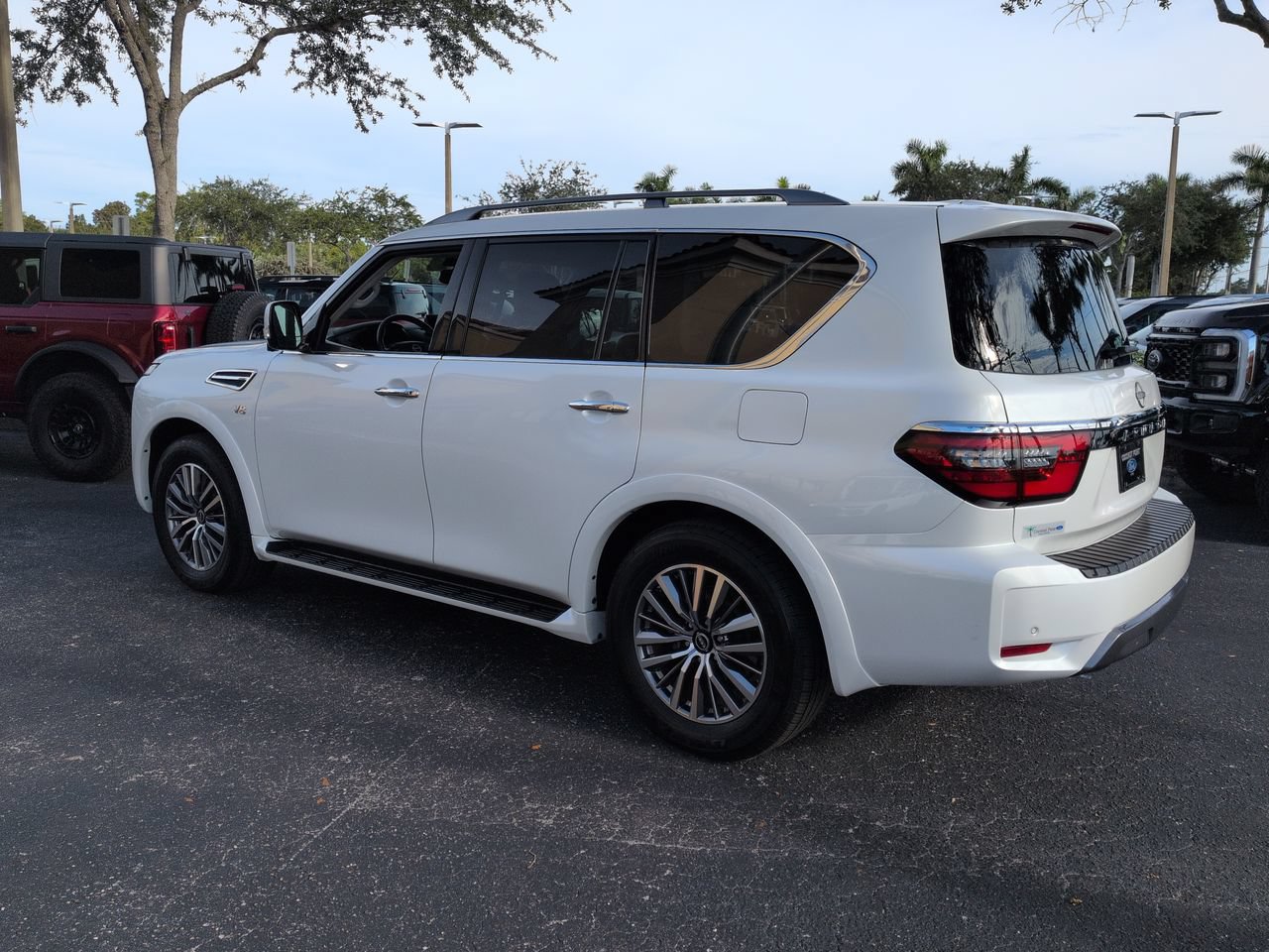 Used 2021 Nissan Armada SL w/ Captain's Chairs Package RWD image 6