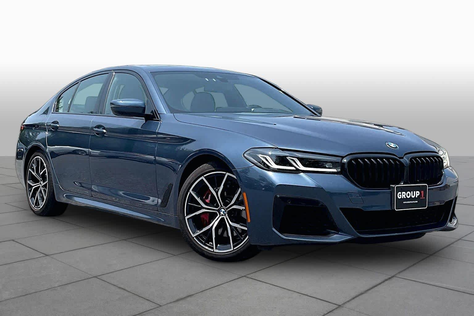 Used 2023 BMW 530i xDrive w/ M Sport Package AWD/4WD image 2