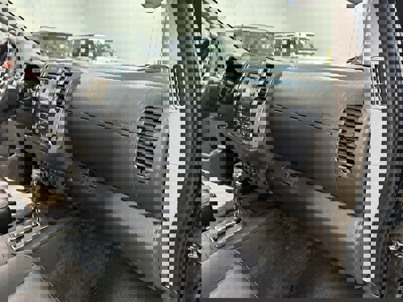 Used 2015 Nissan Xterra PRO-4X w/ Pro-4x Leather Package image 36