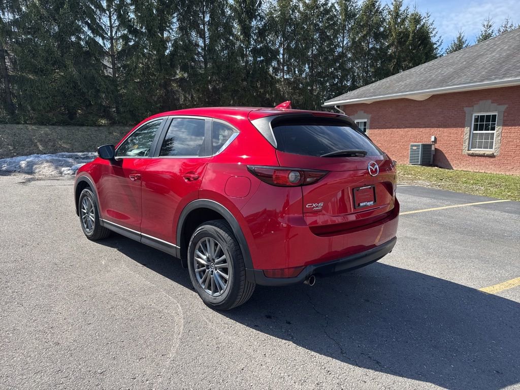 Used 2017 MAZDA CX-5 Touring w/ Preferred Equipment Package image 4