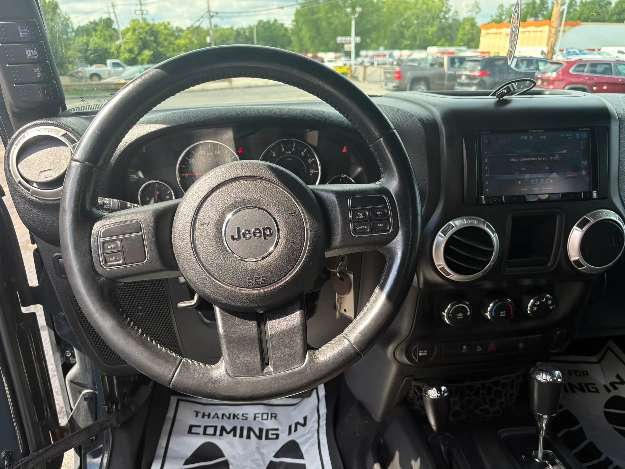 Used 2017 Jeep Wrangler Rubicon AWD/4WD image 9