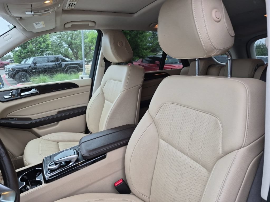 Used 2018 Mercedes-Benz GLE 350 4MATIC image 32