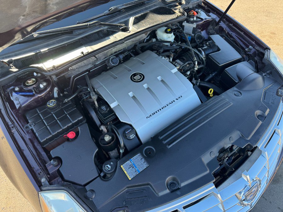 Used 2008 Cadillac DTS w/ Sun And Sound Package FWD image 24