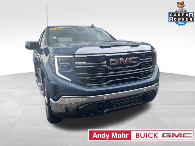 Used 2024 GMC Sierra 1500 SLT w/ SLT Premium Plus Package AWD/4WD image 2