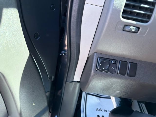 Used 2012 Nissan Xterra S AWD/4WD image 28