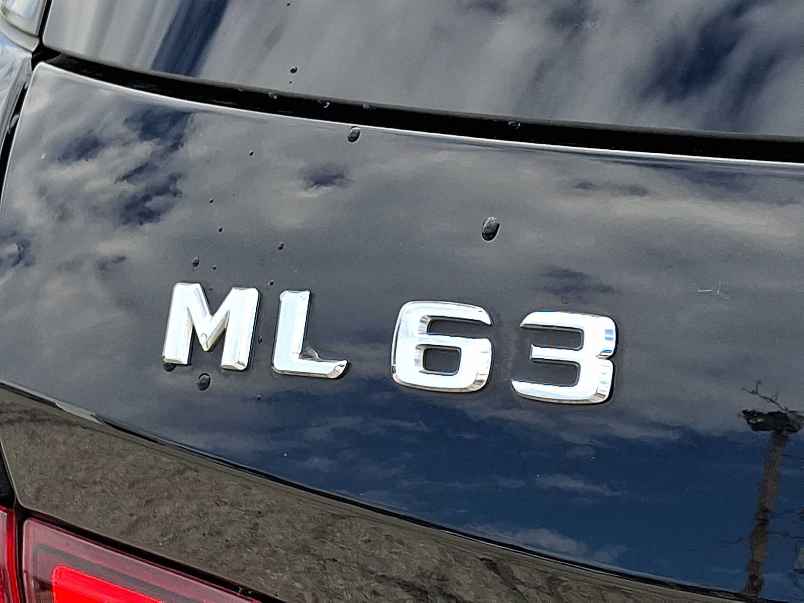 Used 2015 Mercedes-Benz ML 63 AMG 4MATIC image 33
