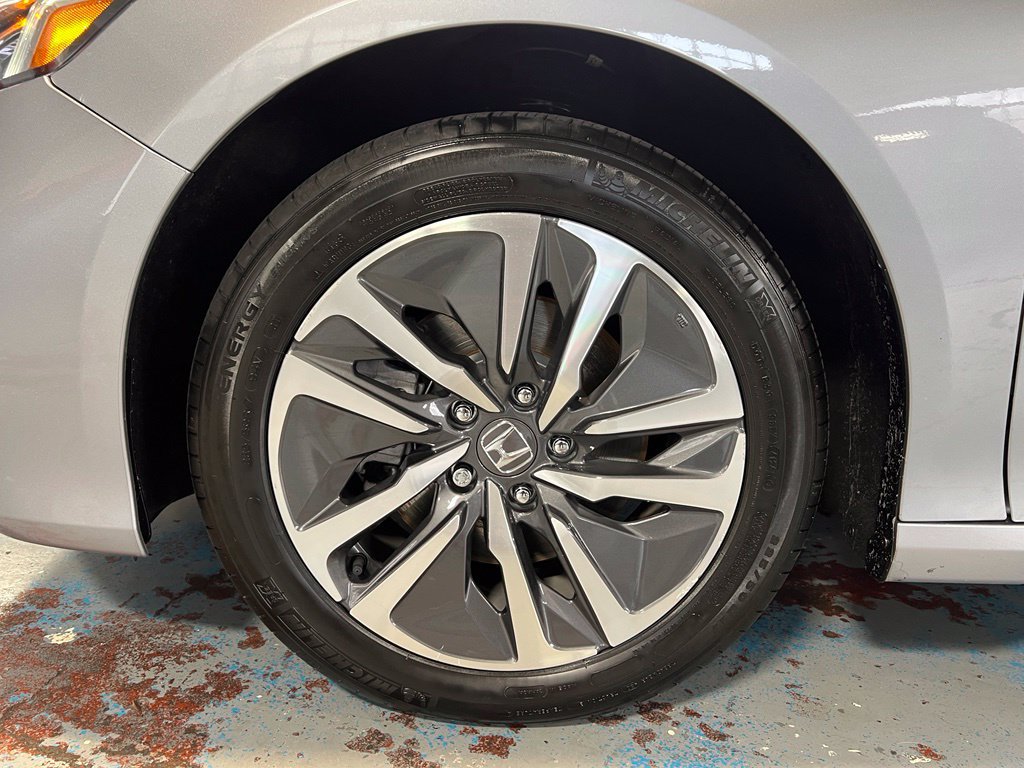 Used 2020 Honda Accord EX image 9