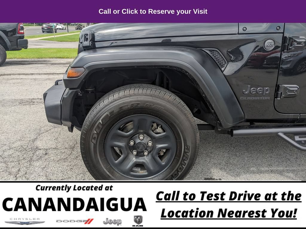 Used 2022 Jeep Gladiator Sport AWD/4WD image 31
