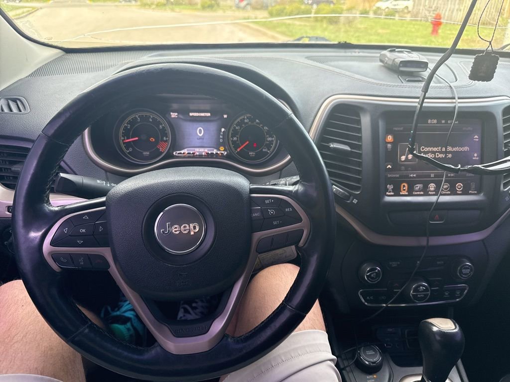 Used 2015 Jeep Cherokee Limited image 7