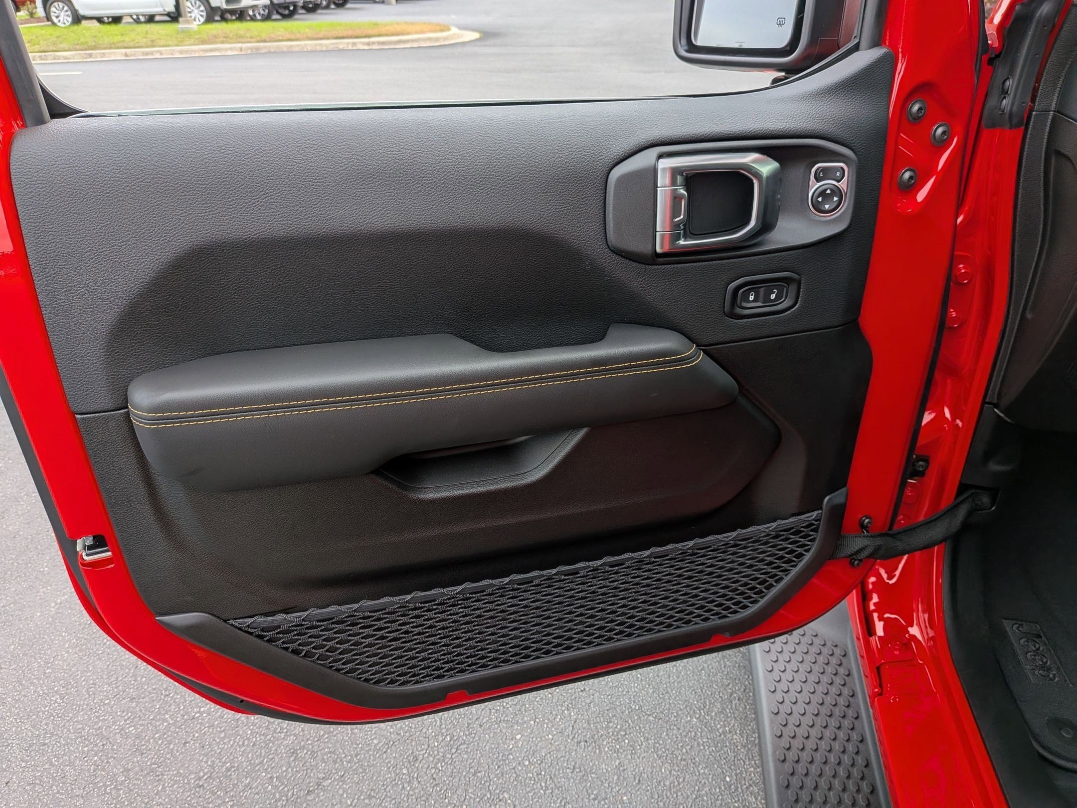 New 2026 Jeep Wrangler Sahara AWD/4WD image 10