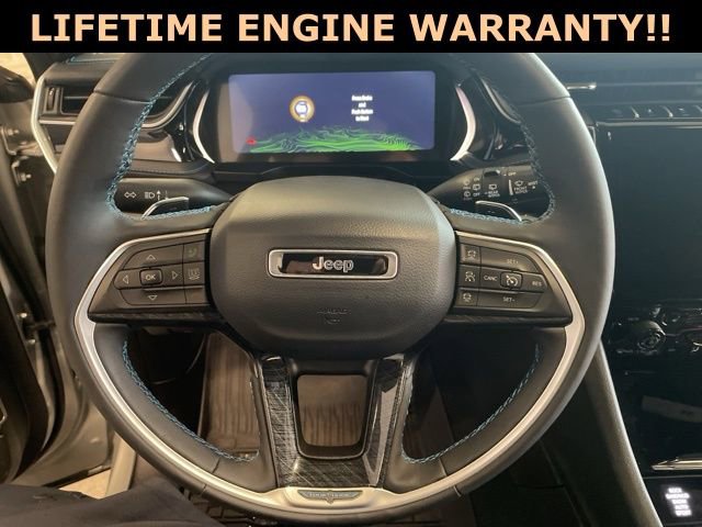 Used 2024 Jeep Grand Cherokee Trailhawk image 16