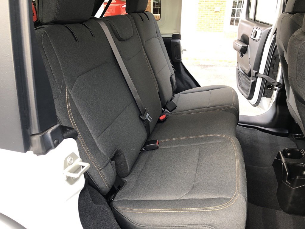 Used 2024 Jeep Wrangler Sport S image 40