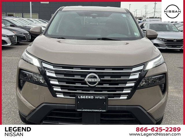 Certified 2024 Nissan Rogue SV image 2