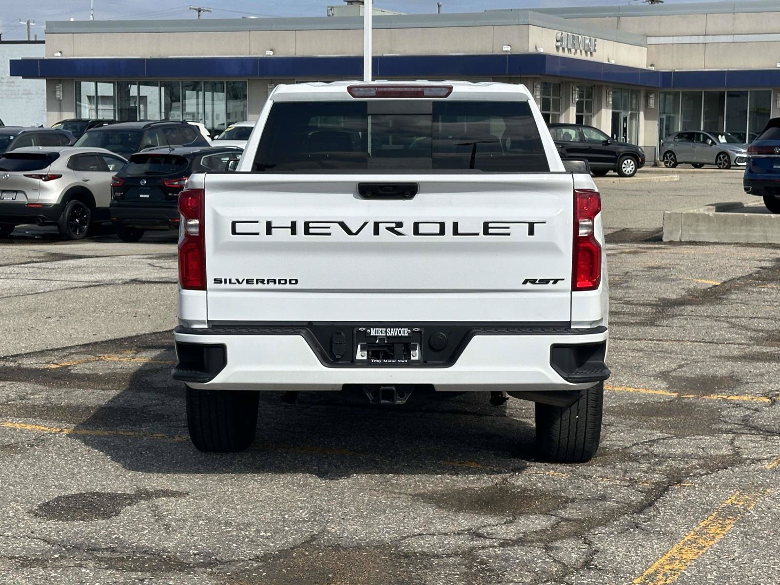 Certified 2023 Chevrolet Silverado 1500 RST w/ Convenience Package II AWD/4WD image 4