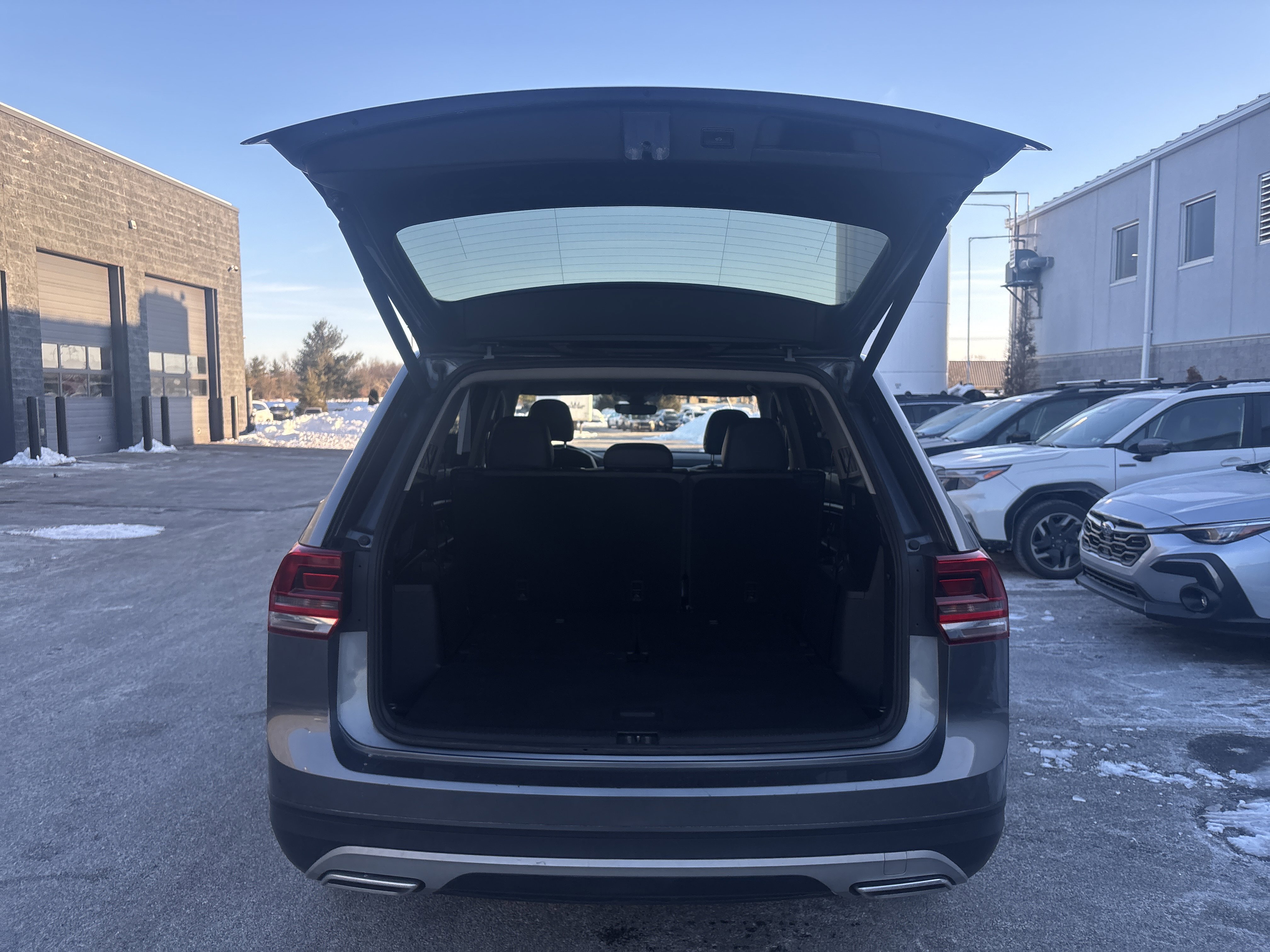 Used 2018 Volkswagen Atlas SE image 5