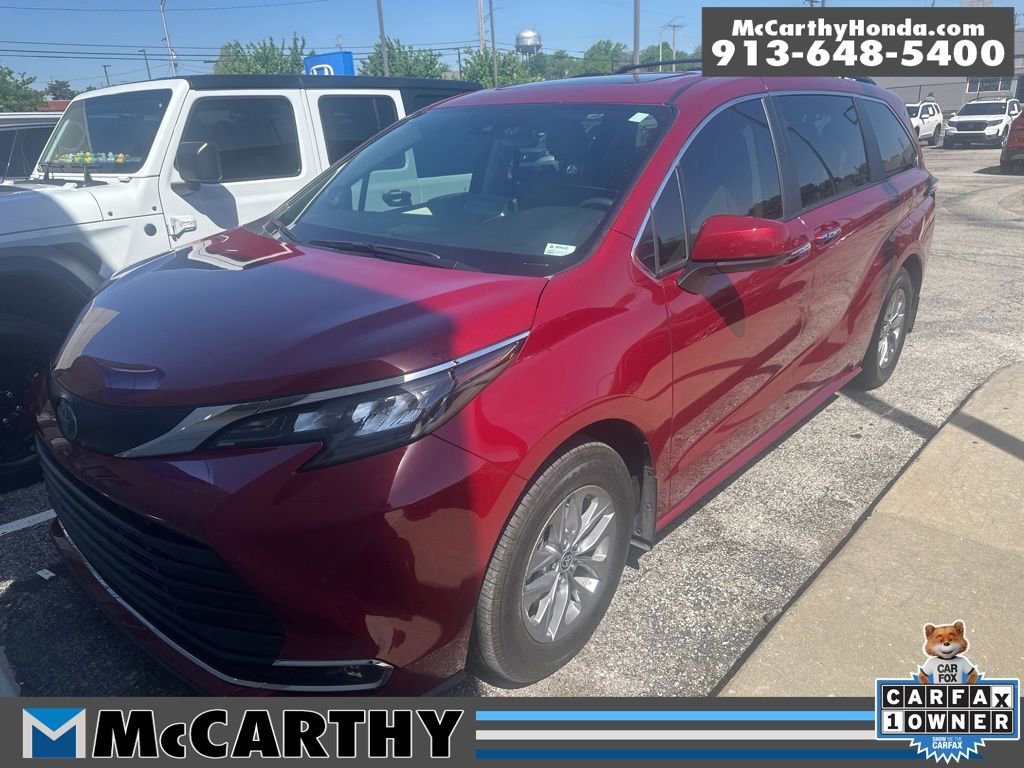 Used 2024 Toyota Sienna XLE w/ XLE Plus Package