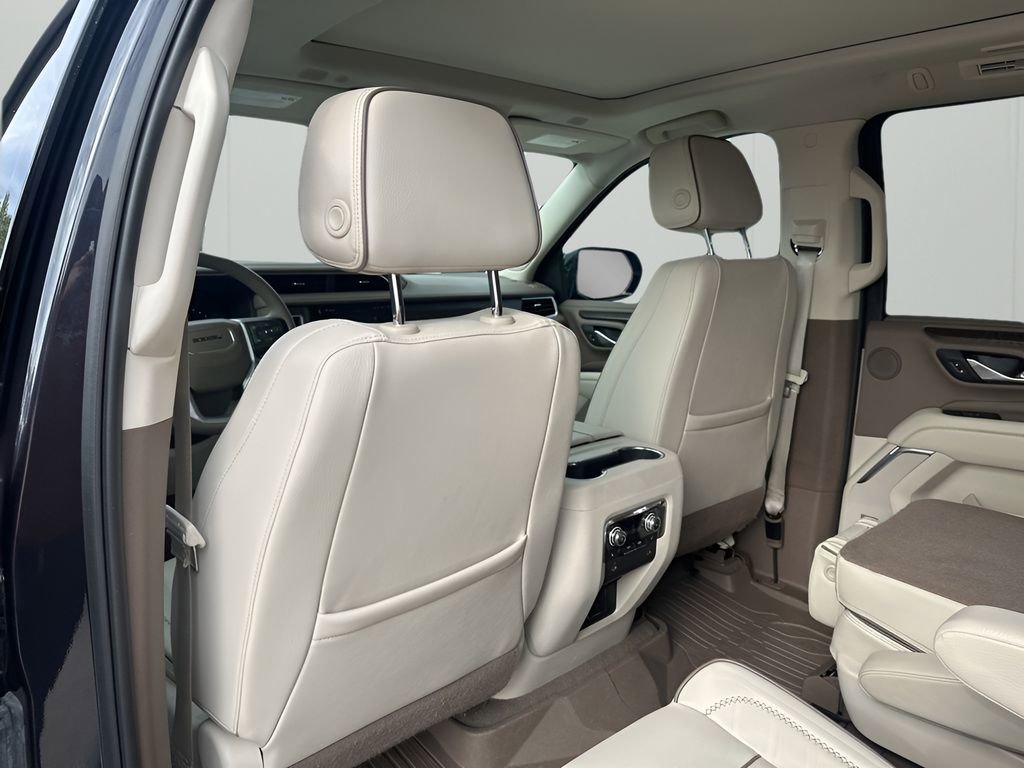 Certified 2023 GMC Yukon XL Denali image 18