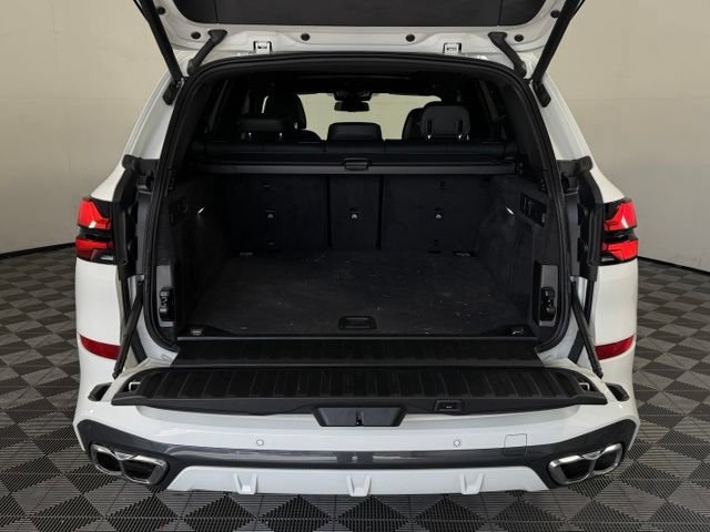Used 2025 BMW X5 M60i w/ Climate Comfort Package AWD/4WD image 15