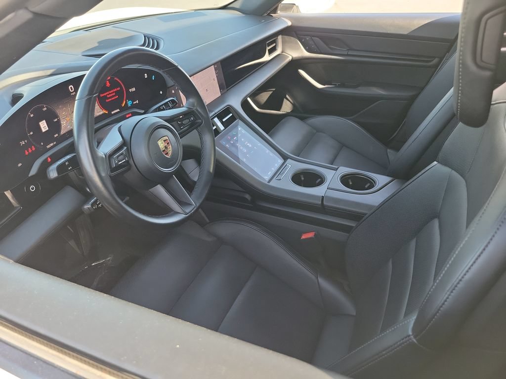 Used 2023 Porsche Taycan RWD image 3