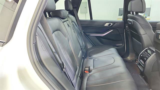 Used 2022 BMW X5 sDrive40i w/ M Sport Package RWD image 33