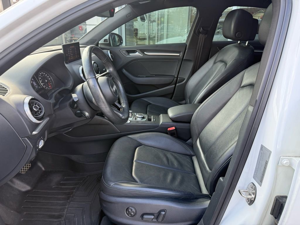 Used 2018 Audi A3 2.0T Premium Plus w/ Premium Plus Package FWD image 9