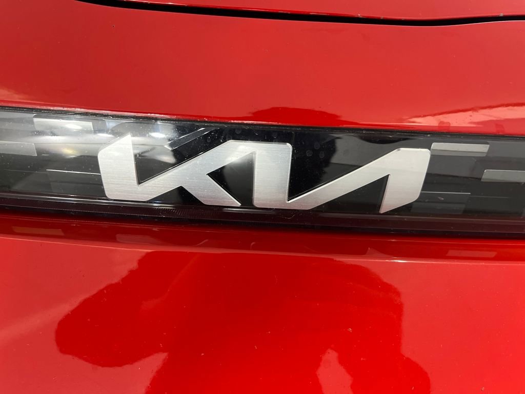 Used 2023 Kia Soul LX w/ LX Technology Package image 35