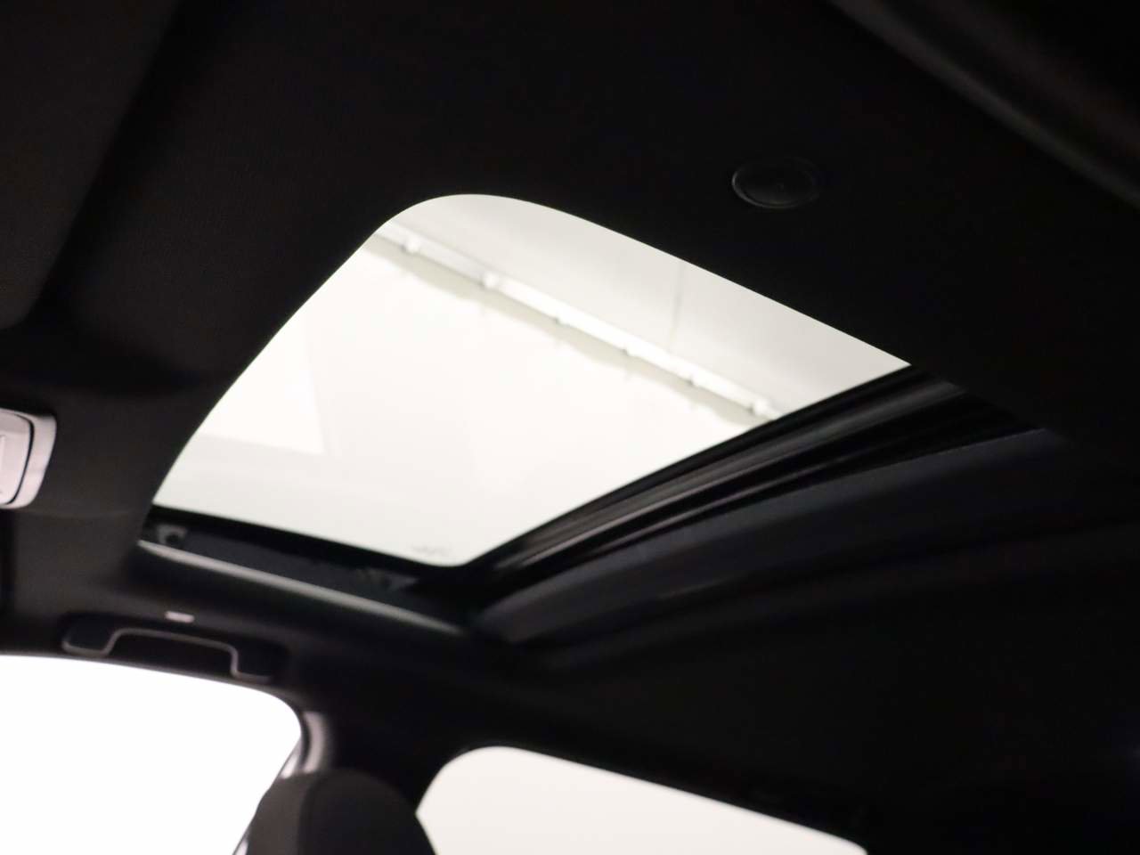 Used 2025 Honda CR-V Sport image 18