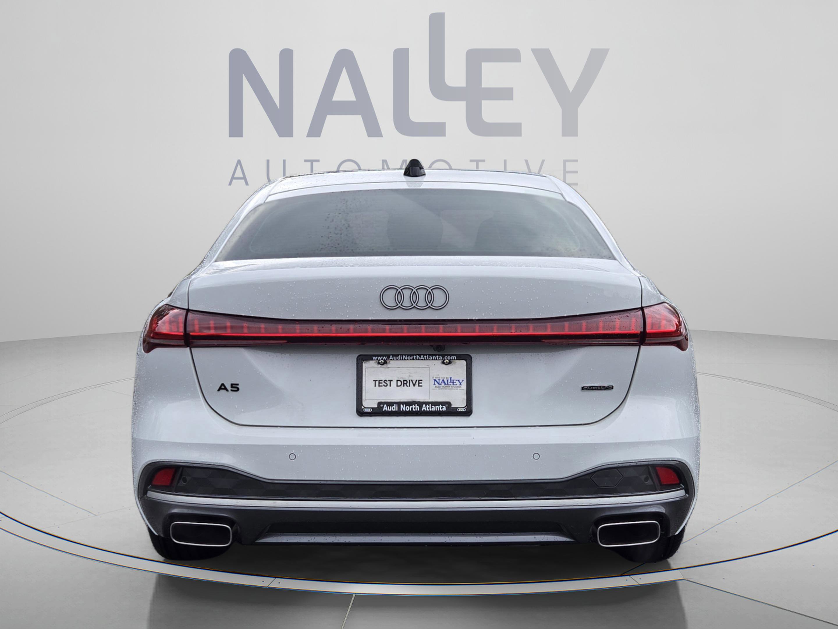 Used 2025 Audi A5 2.0T Premium image 5