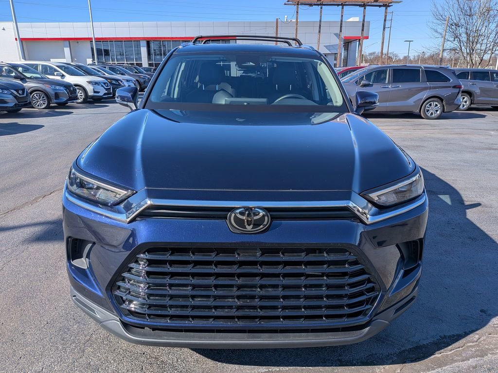 Certified 2024 Toyota Grand Highlander XLE image 2