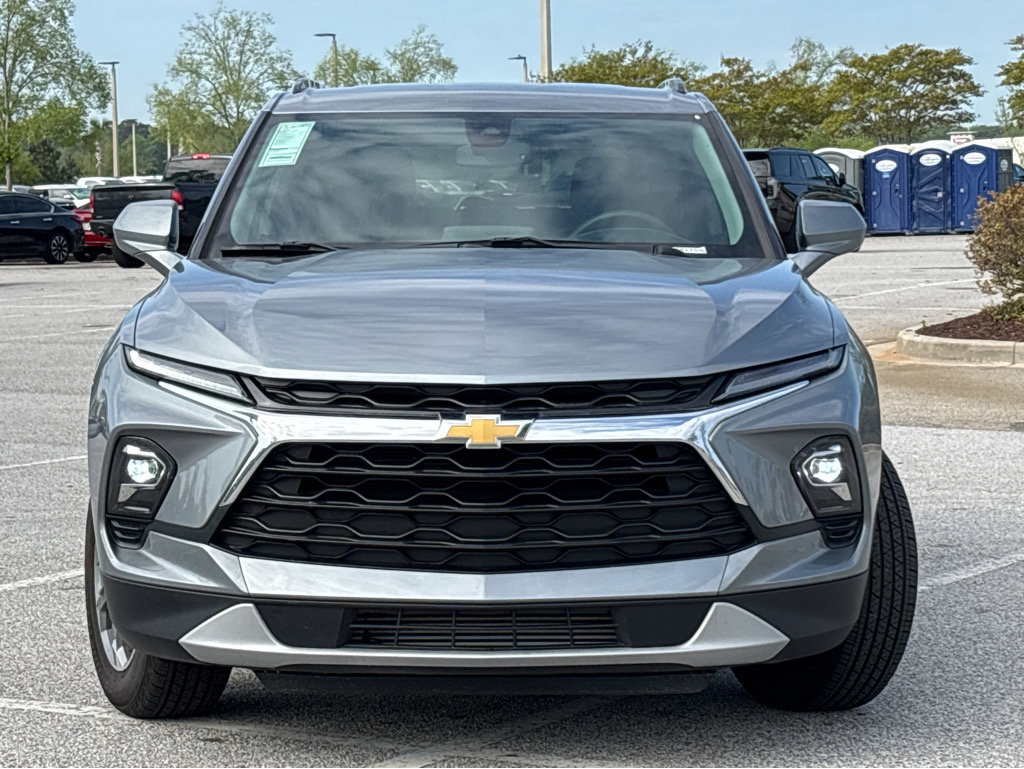 New 2025 Chevrolet Blazer LT w/ Convenience Package FWD image 3